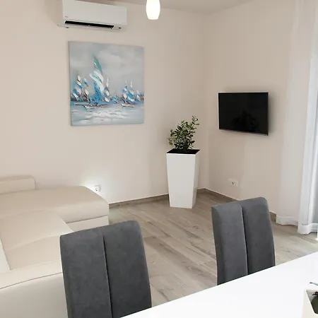 Apartamento Aquamarie *